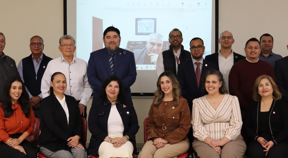 Rinde protesta el Consejo Regional de Vinculación Social del campus Caborca